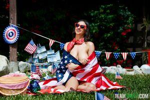 Original 1619 px/ 1080 px