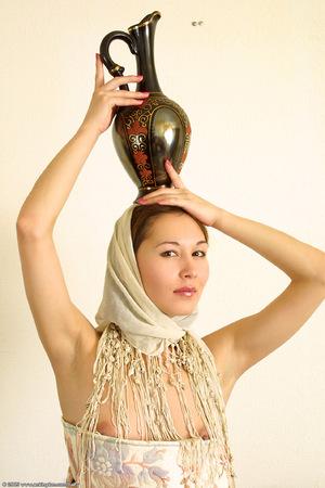 Original 682 px/ 1024 px