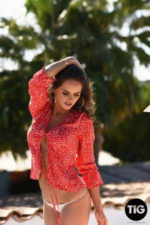 Original 2002 px/ 3000 px