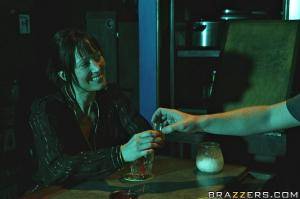 Original 900 px/ 599 px