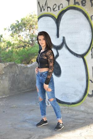 Original 2002 px/ 3000 px