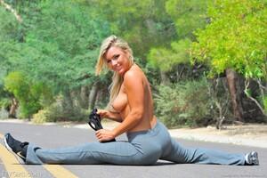 Original 1600 px/ 1064 px