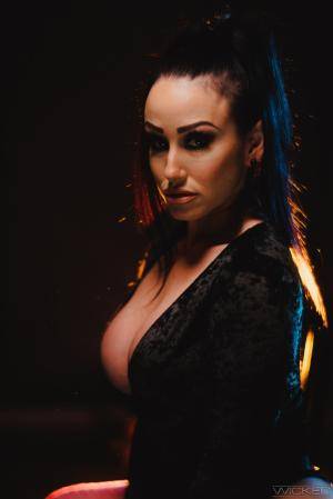 Original 1280 px/ 1919 px