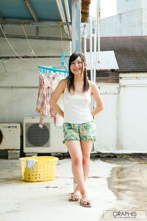 Original 853 px/ 1280 px