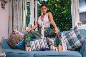 Original 4500 px/ 3000 px