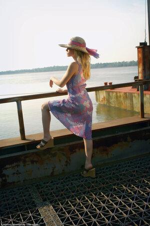 Original 1021 px/ 1536 px