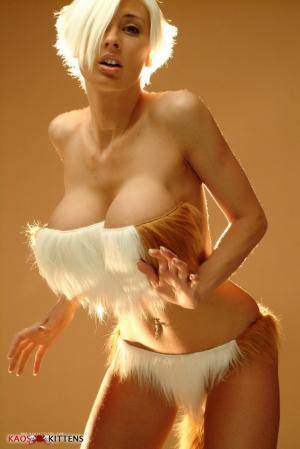 Original 634 px/ 950 px