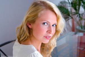 Original 1352 px/ 901 px