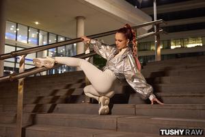 Original 2998 px/ 2000 px