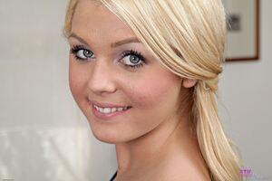 Original 3000 px/ 2000 px