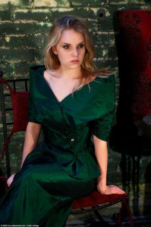 Original 1021 px/ 1536 px