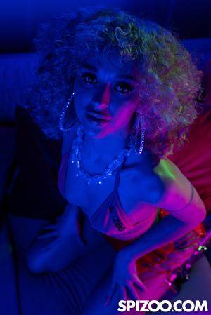 Original 1467 px/ 2200 px