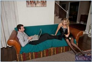 Original 850 px/ 571 px