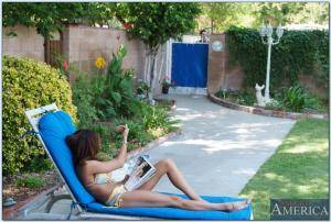 Original 850 px/ 573 px