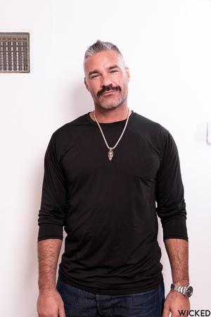 Original 1280 px/ 1920 px