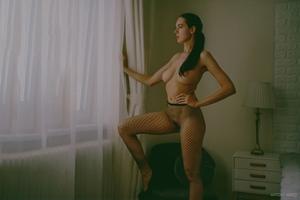 Original 1349 px/ 900 px