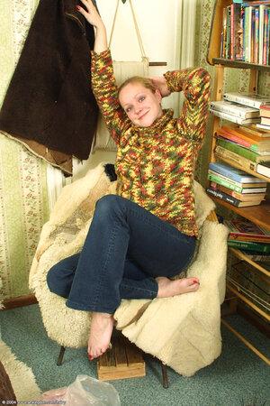 Original 682 px/ 1024 px