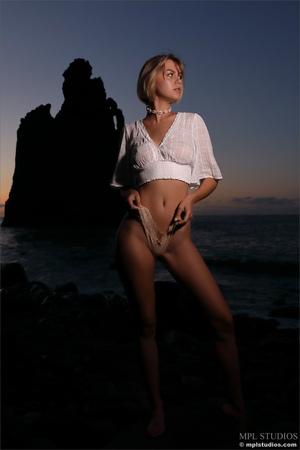 Original 1334 px/ 2000 px