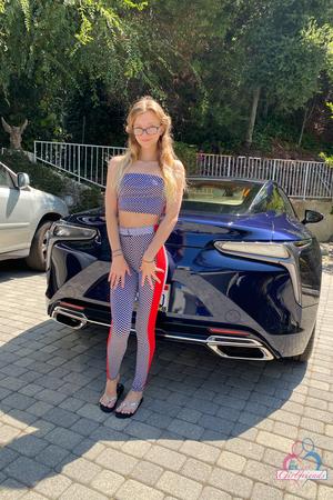 Original 2000 px/ 3000 px