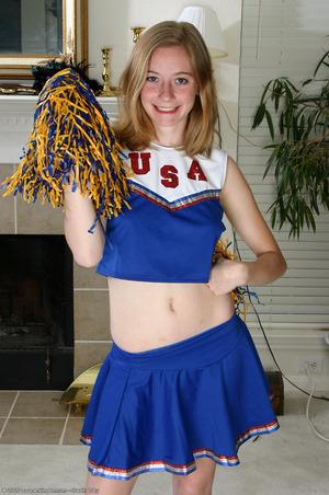 Original 680 px/ 1024 px