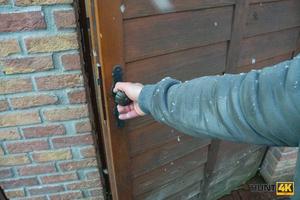 Original 4090 px/ 2727 px