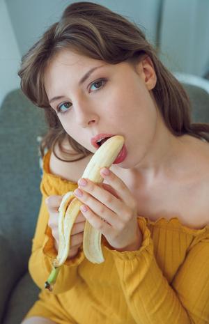 Original 2629 px/ 4078 px