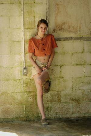 Original 857 px/ 1280 px