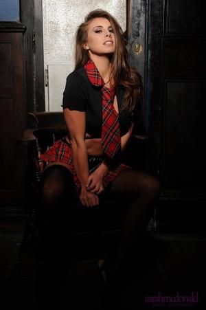 Original 681 px/ 1024 px