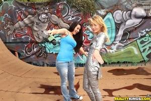 Original 3840 px/ 2560 px