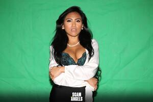 Original 3240 px/ 2160 px