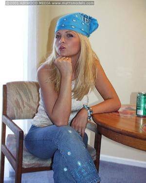 Original 546 px/ 683 px