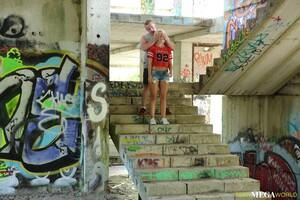 Original 3500 px/ 2333 px