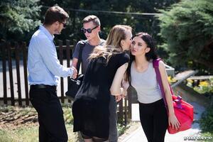 Original 1600 px/ 1067 px