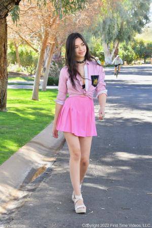 Original 852 px/ 1280 px