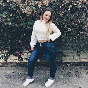 Original 1080 px/ 1080 px