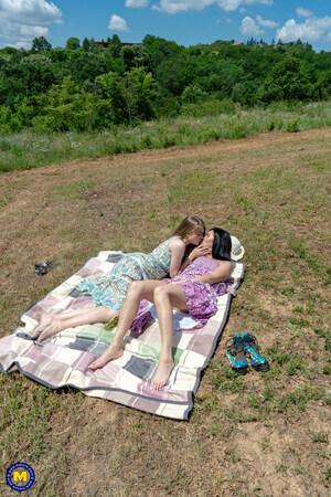 Original 1707 px/ 2560 px