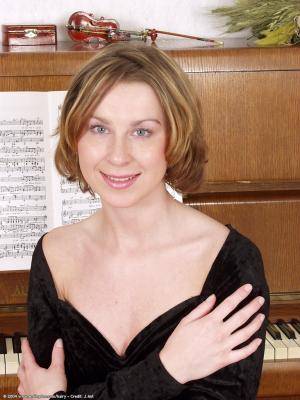 Original 768 px/ 1024 px