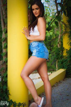 Original 2743 px/ 4115 px