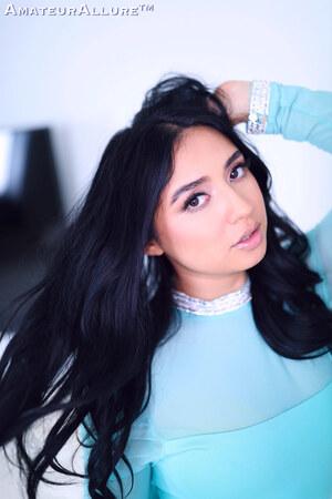 Original 2560 px/ 3840 px