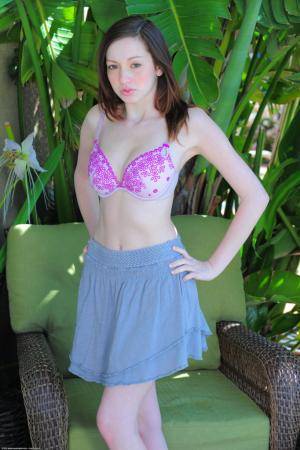 Original 682 px/ 1024 px