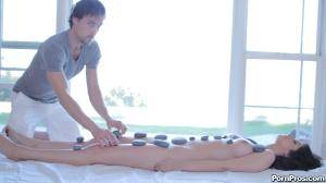 Original 1500 px/ 843 px