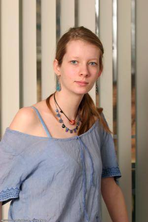 Original 682 px/ 1024 px