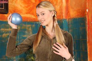 Original 1280 px/ 855 px