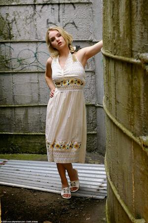 Original 1021 px/ 1536 px