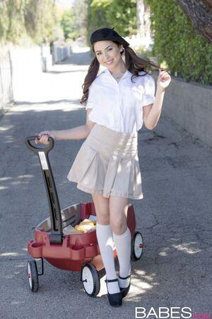 Original 532 px/ 798 px