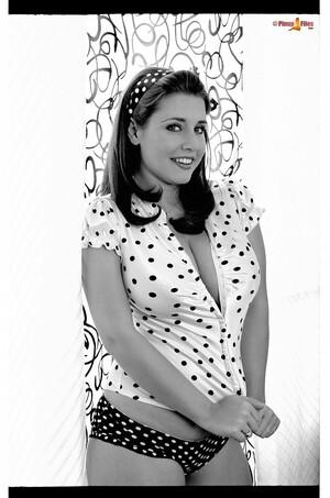 Original 1059 px/ 1600 px