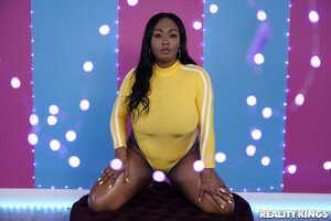 Original 1903 px/ 1269 px