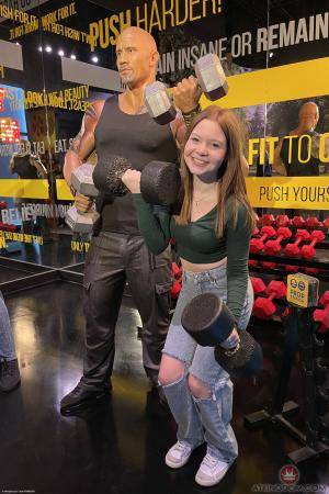 Original 2000 px/ 3000 px