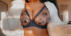 Original 2208 px/ 1112 px