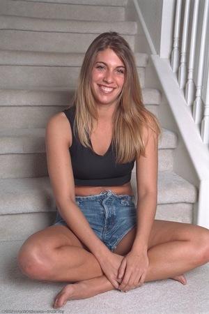 Original 682 px/ 1024 px